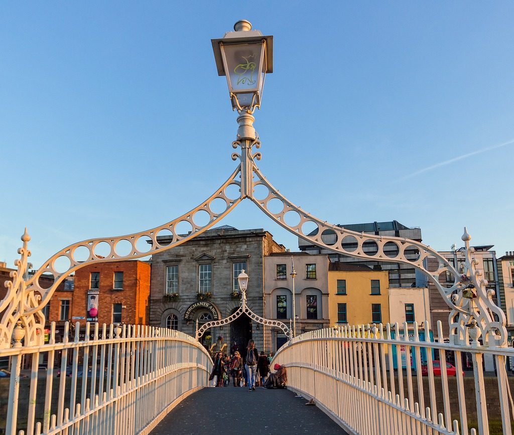 dublin, bridge, ireland-1049403.jpg